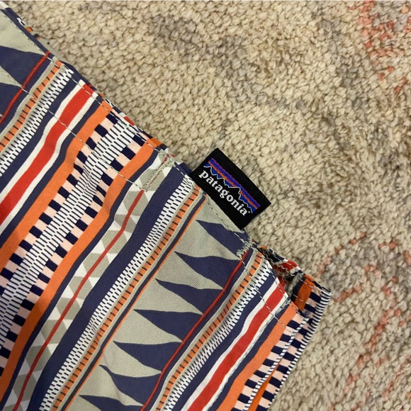 Patagonia Barely Baggies Women's Shorts - Picture 6 of 6